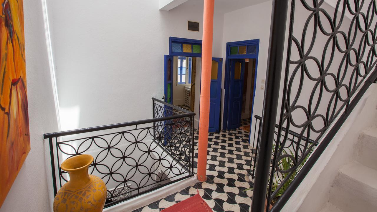 Dar Oubil